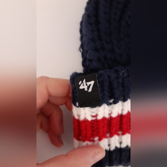 NWT womens' New England Patriots toque - Picture 3 of 6